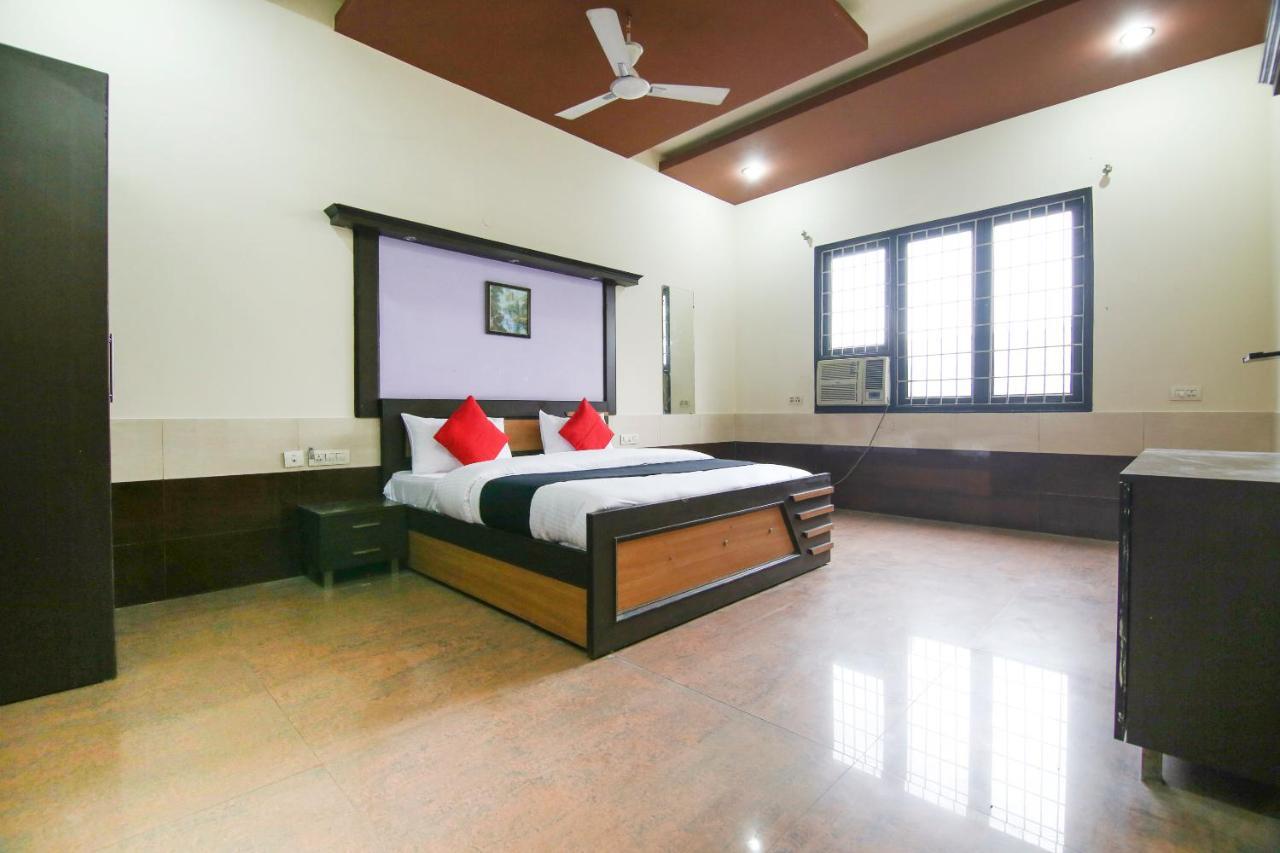 Capital O 68148 Hotel Shree Jee Palace Ghaziabad Bagian luar foto